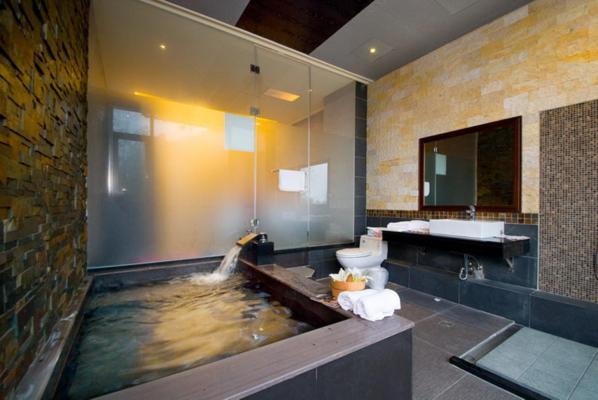 Вилла Jiaoxi Guanjinglou Hot Spring Club Экстерьер фото